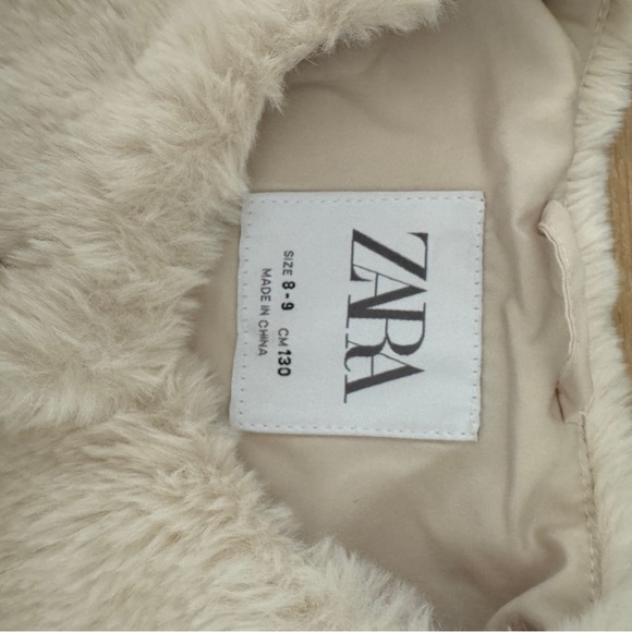Zara Kids Faux Fur Vest with Snap button Closure size 8-9 - Picture 9 of 11